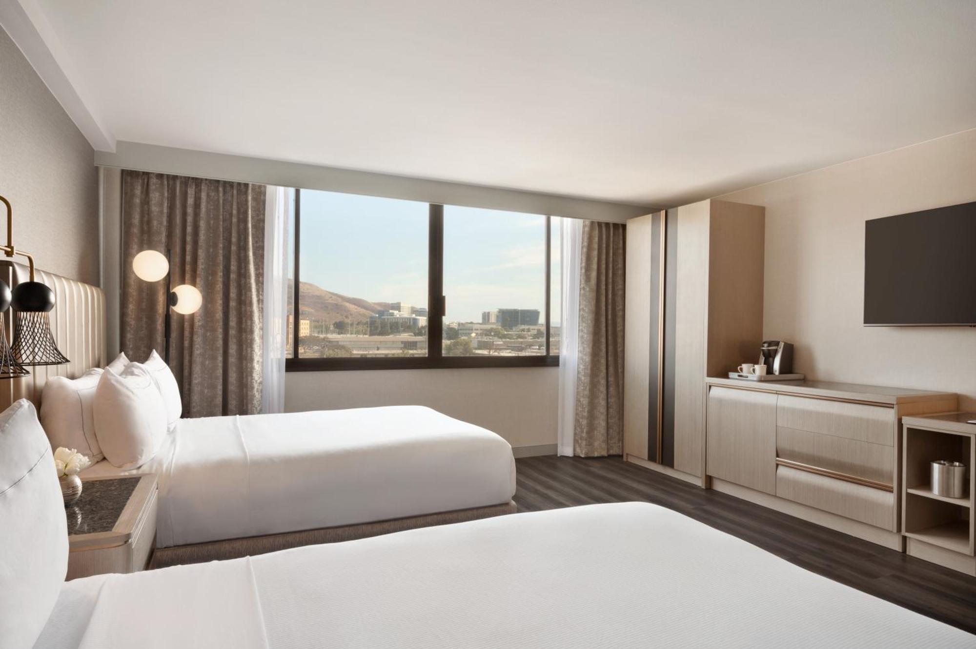 Hotel Doubletree By Hilton San Francisco South Airport Blvd à South San Francisco Extérieur photo